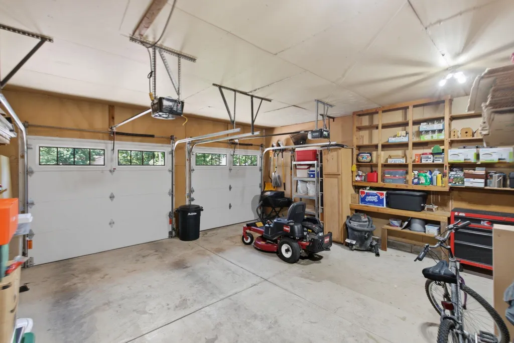 328 N Commanche Drive Kechi KS 67067