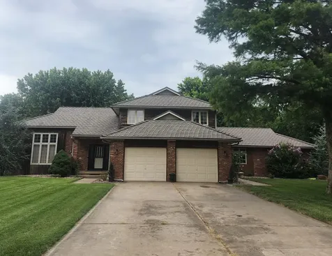 2561 N Cedar Crest Drive Wichita KS 67223