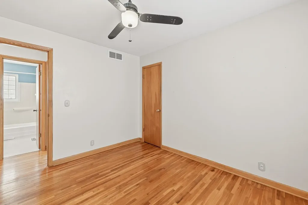 3046 S Hiram Wichita KS 67217