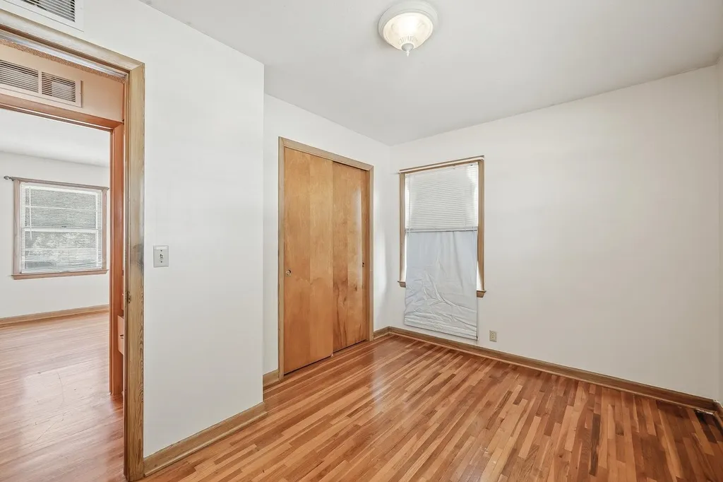 3046 S Hiram Wichita KS 67217