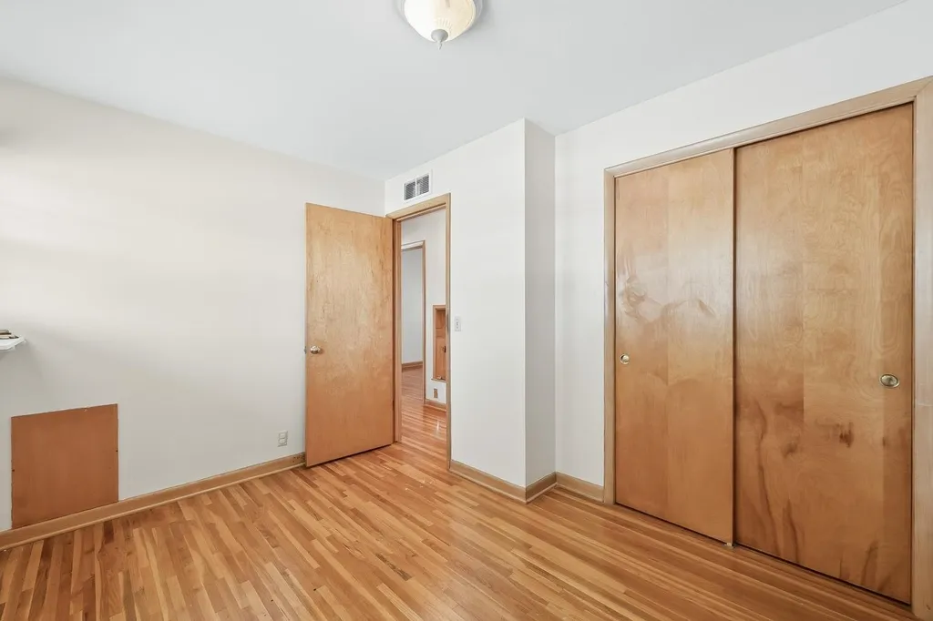 3046 S Hiram Wichita KS 67217