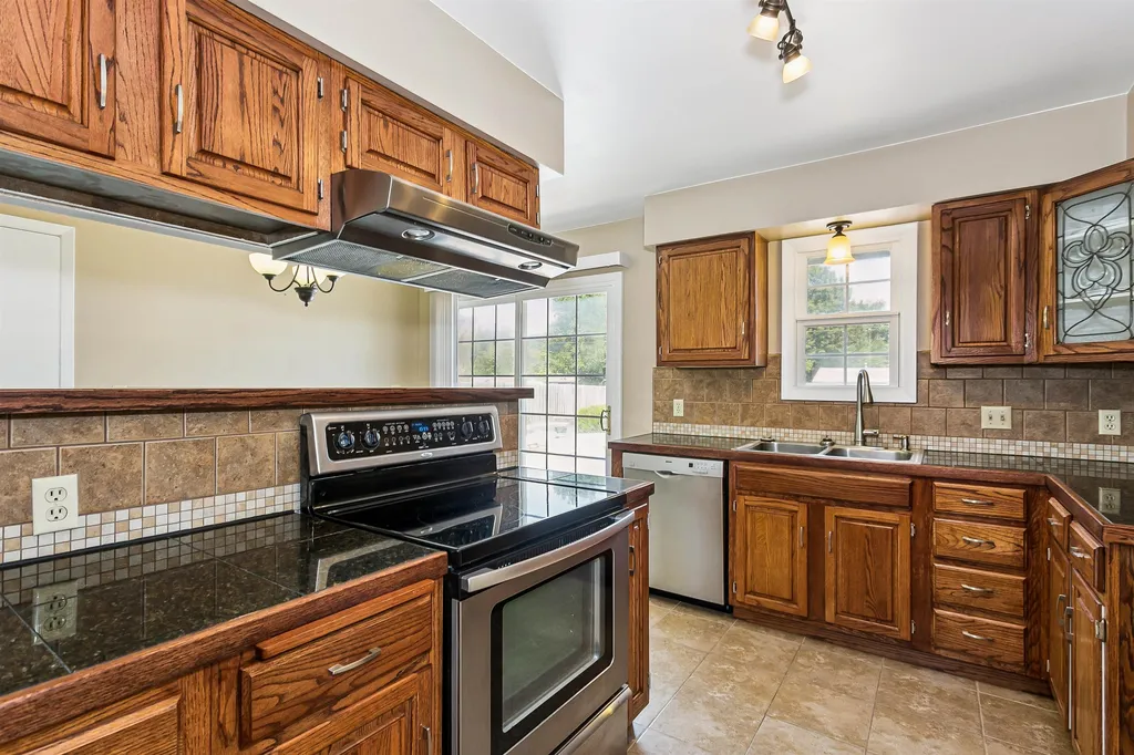 174 Ranger Street Haysville KS 67060