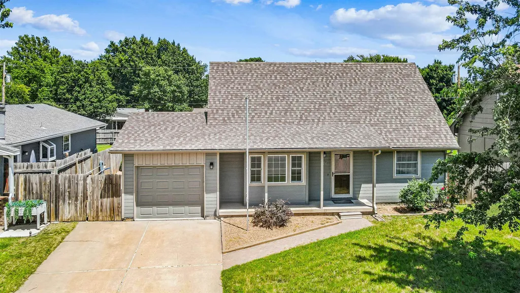 174 Ranger Street Haysville KS 67060