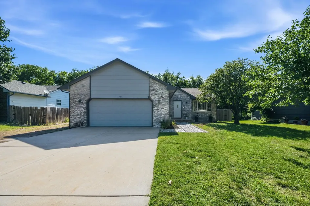 1006 N Park Road Rose Hill KS 67133