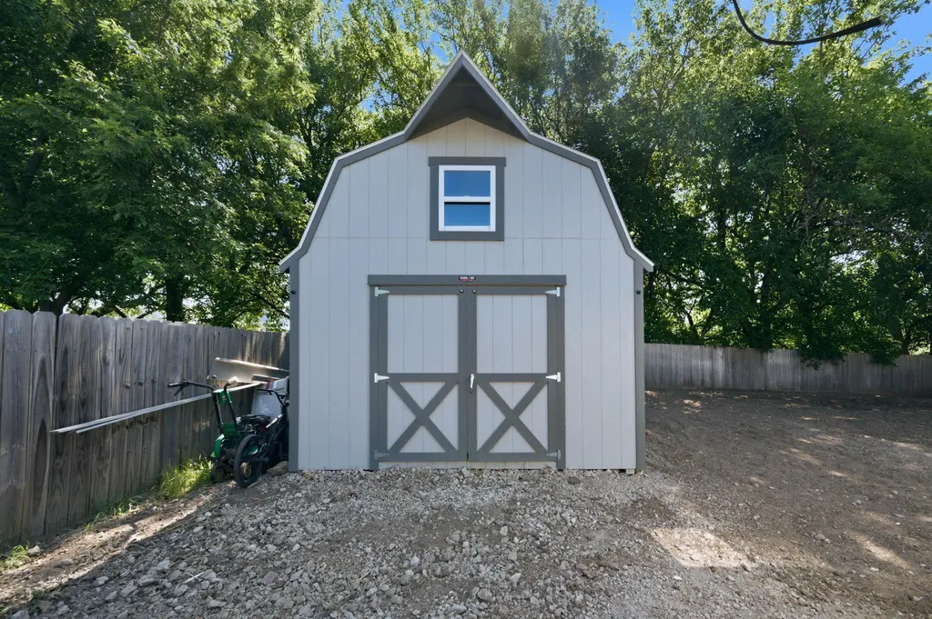 1006 N Park Road Rose Hill KS 67133