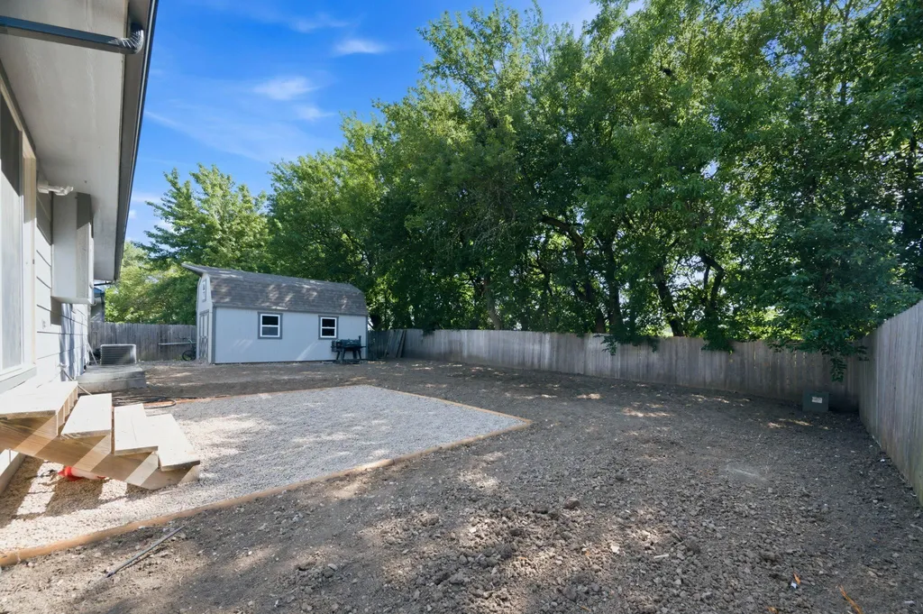 1006 N Park Road Rose Hill KS 67133