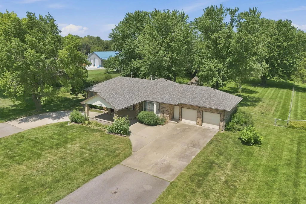 6306 N Bella Road Wichita KS 67204