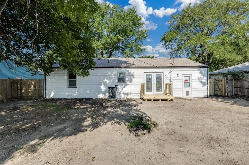 3426 S Osage Wichita KS 67217