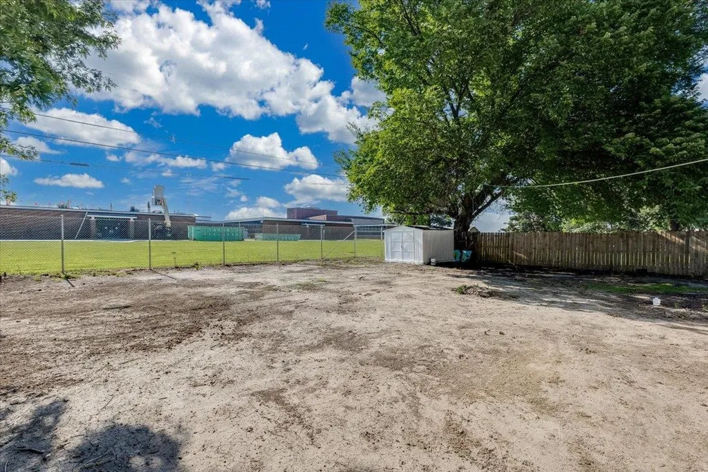 3426 S Osage Wichita KS 67217