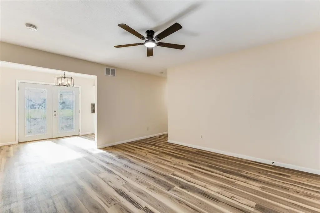 3426 S Osage Wichita KS 67217