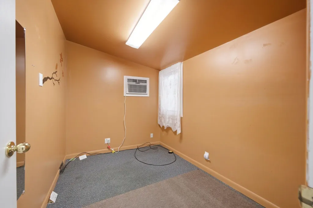 113 S Sunnyside Haysville KS 67060