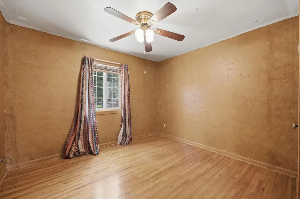 113 S Sunnyside Haysville KS 67060