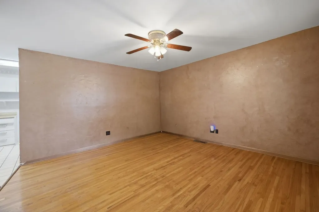 113 S Sunnyside Haysville KS 67060