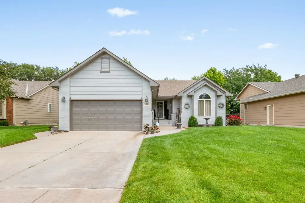 3202 N Wild Rose Wichita KS 67205