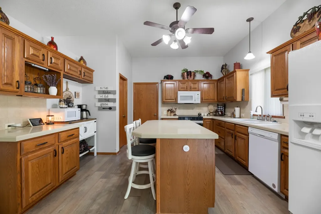 3202 N Wild Rose Wichita KS 67205