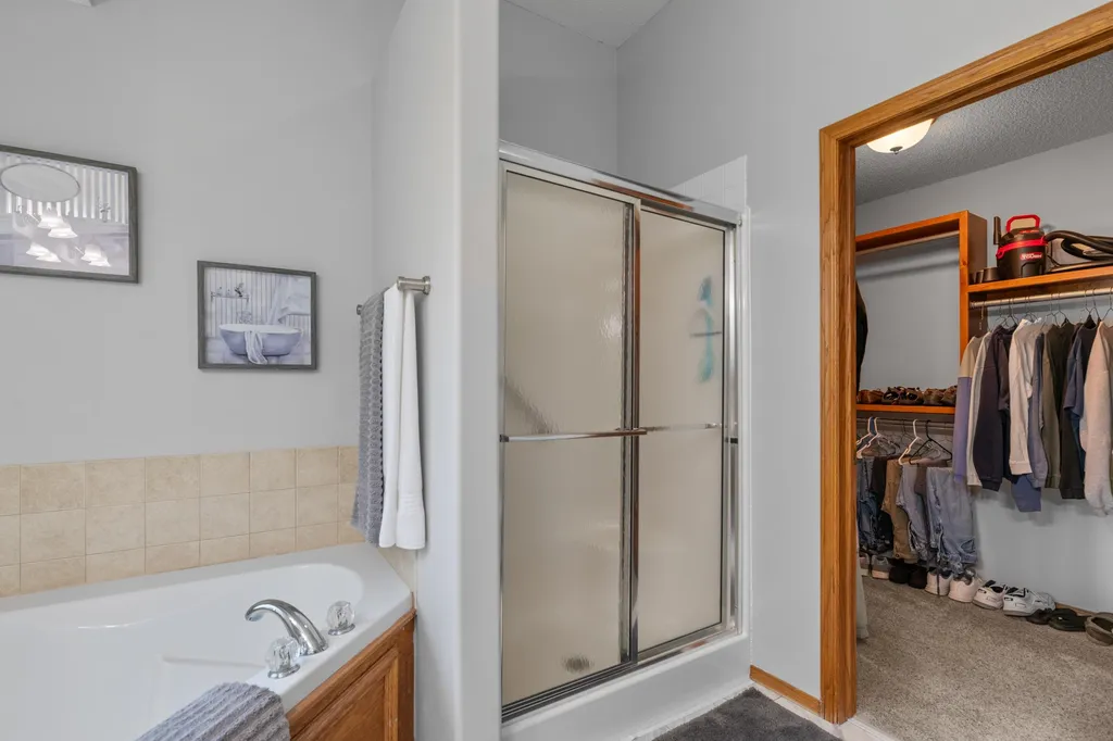 3202 N Wild Rose Wichita KS 67205