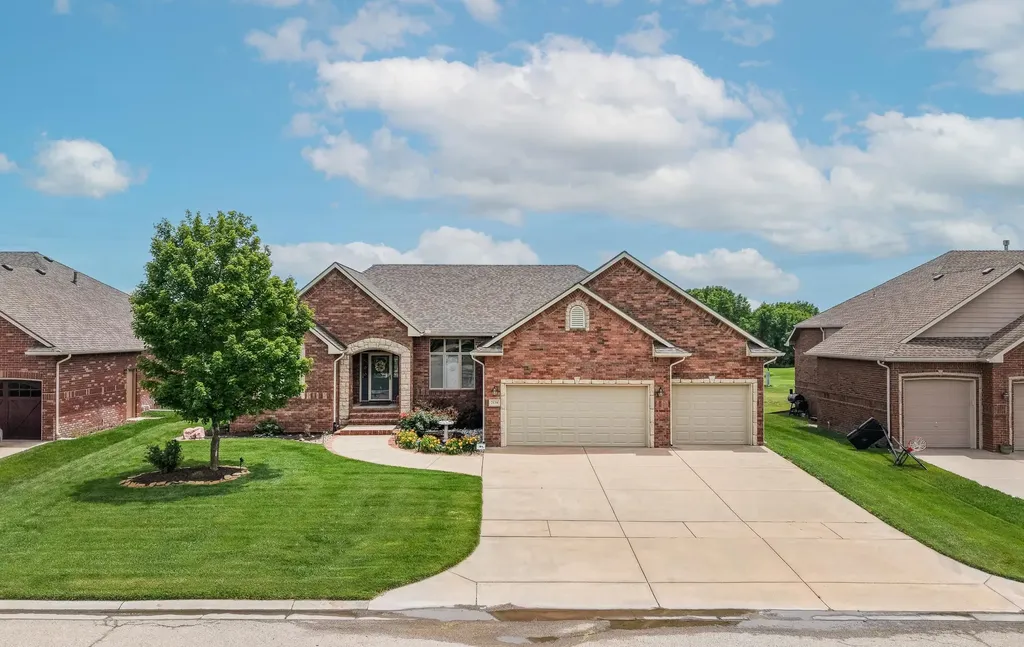 2138 S Sierra Hills Circle Wichita KS 67230