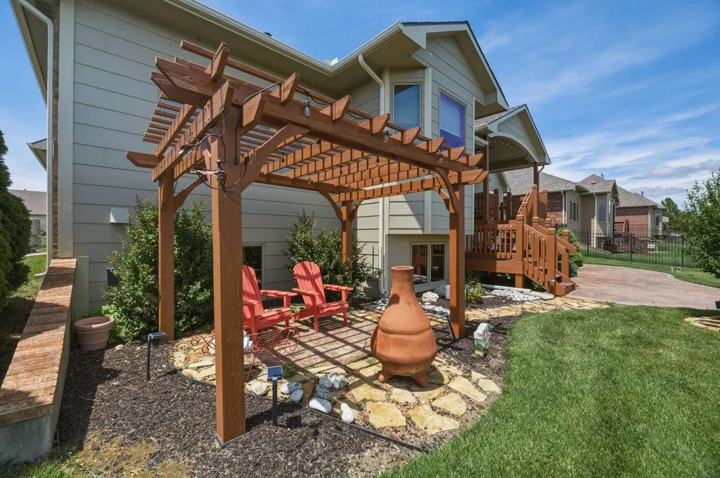 2138 S Sierra Hills Circle Wichita KS 67230