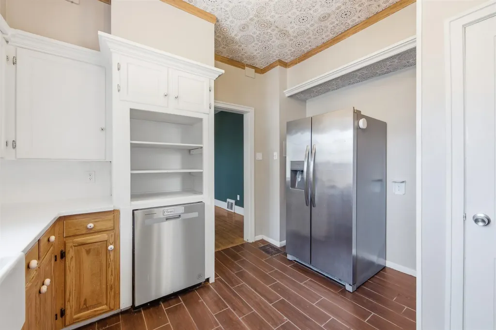 402 N Clifton Avenue Wichita KS 67208