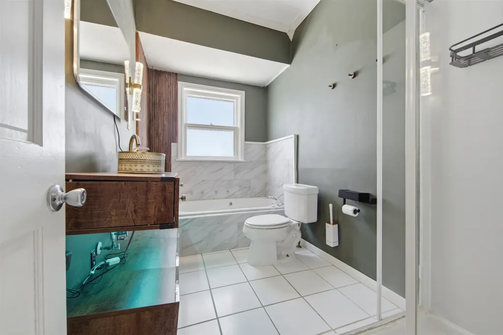 402 N Clifton Avenue Wichita KS 67208