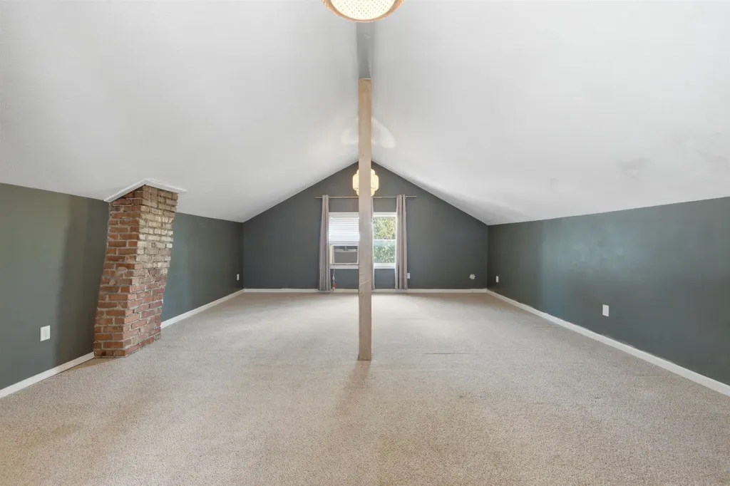 402 N Clifton Avenue Wichita KS 67208
