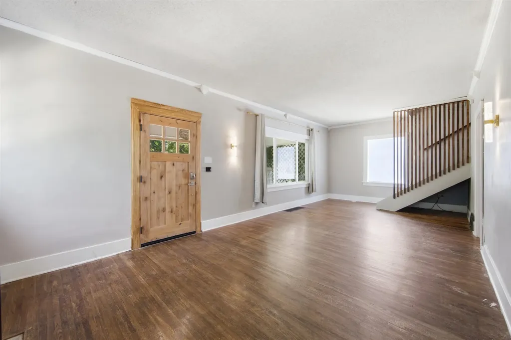 402 N Clifton Avenue Wichita KS 67208