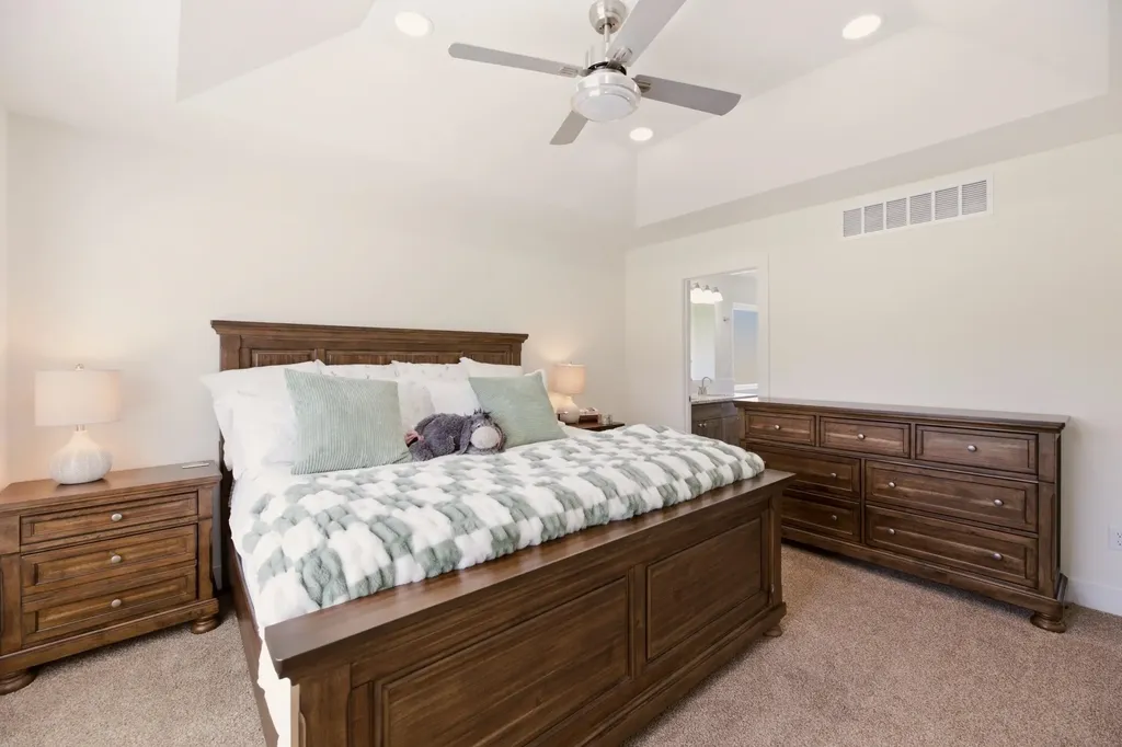 518 N Backwoods Court Valley Center KS 67147