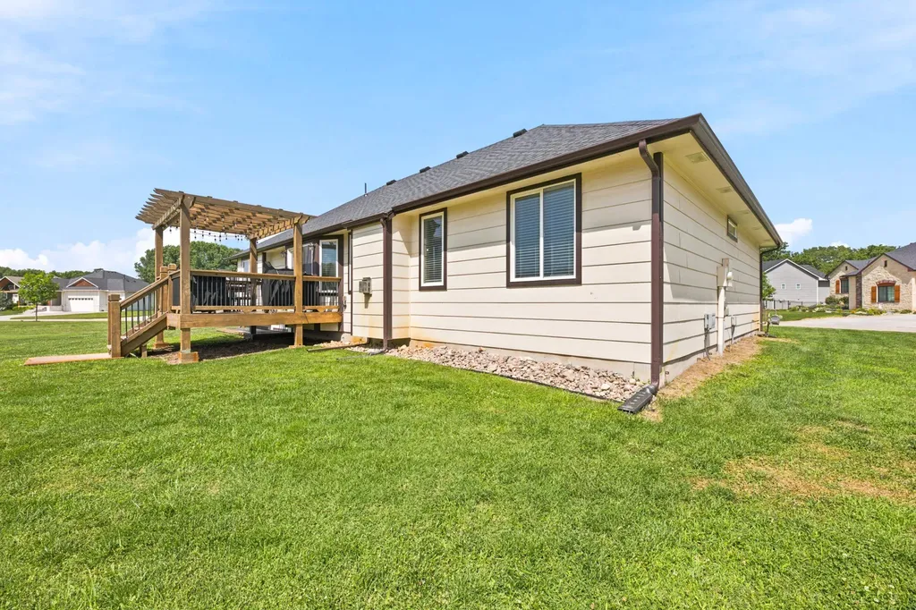 518 N Backwoods Court Valley Center KS 67147