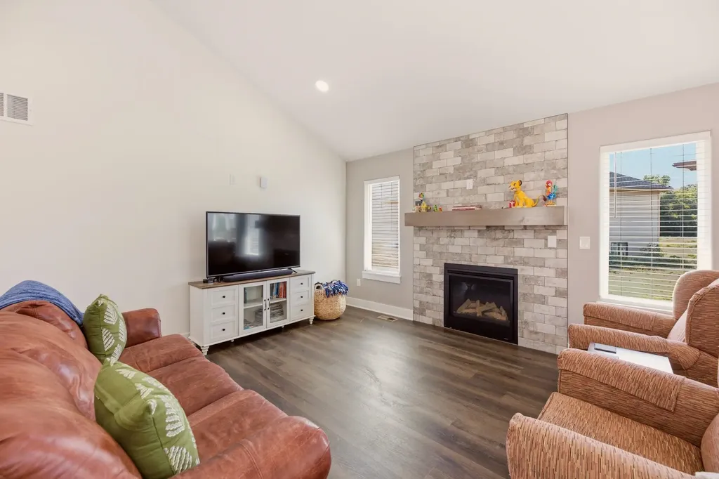 518 N Backwoods Court Valley Center KS 67147