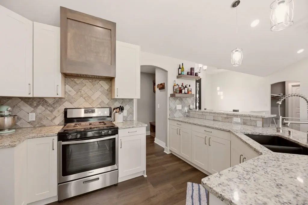 518 N Backwoods Court Valley Center KS 67147