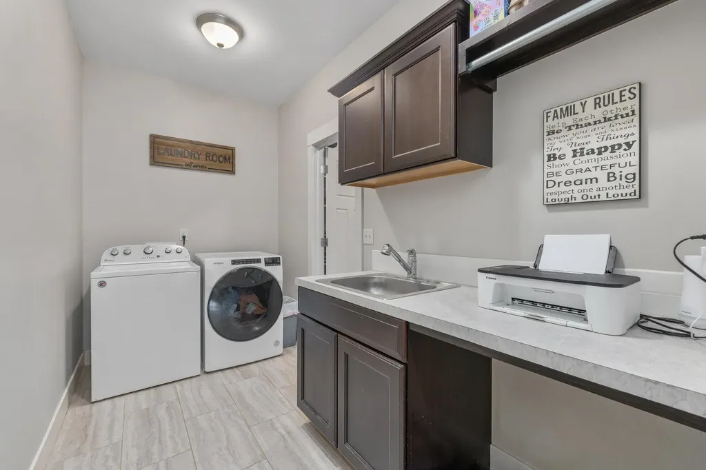 5104 N Colonial Avenue Bel Aire KS 67226