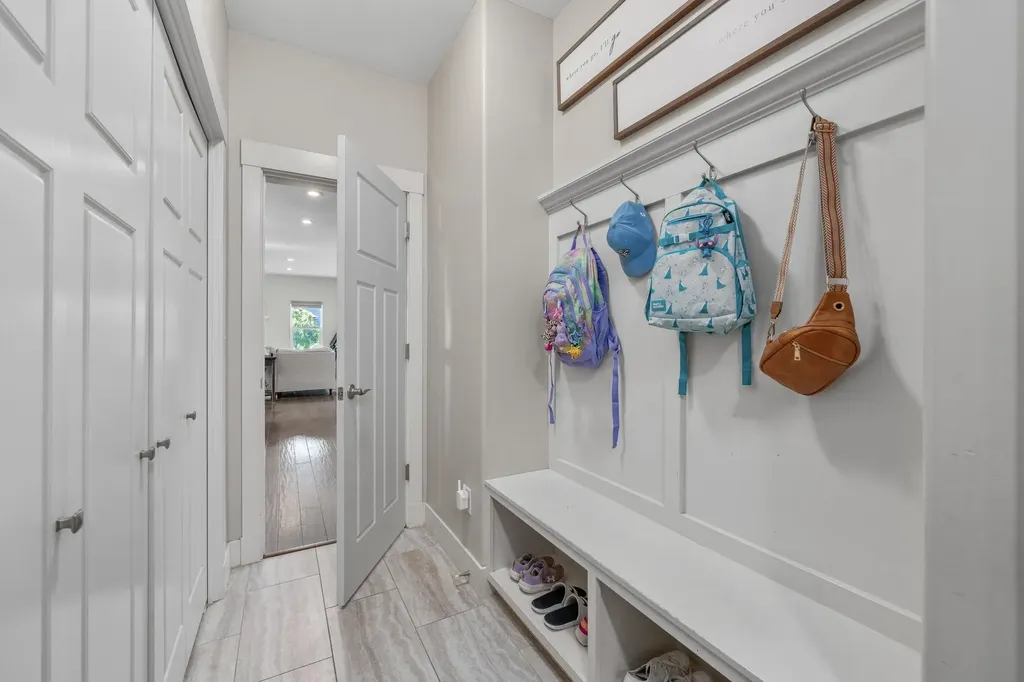 5104 N Colonial Avenue Bel Aire KS 67226