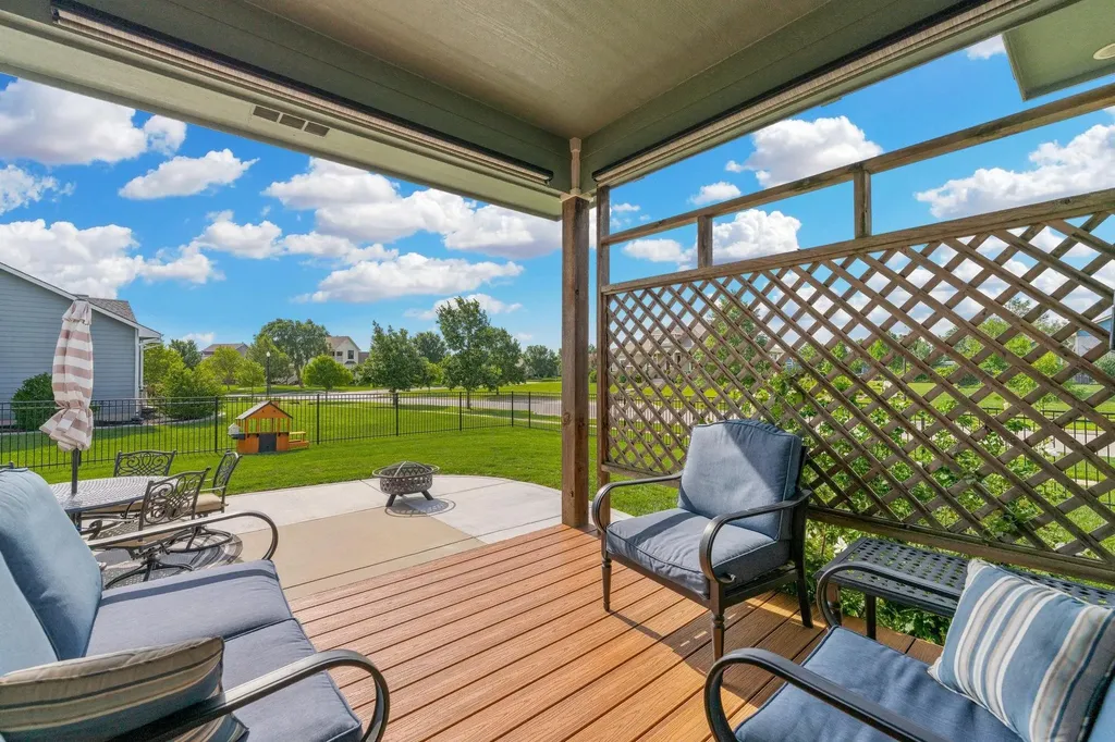 5104 N Colonial Avenue Bel Aire KS 67226