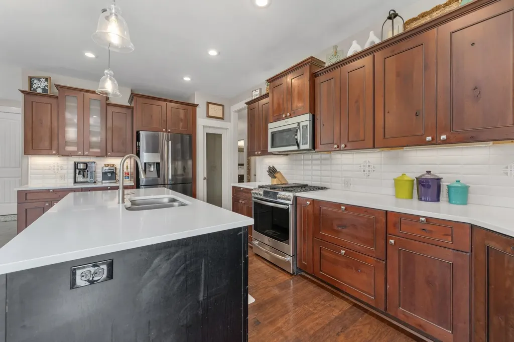 5104 N Colonial Avenue Bel Aire KS 67226