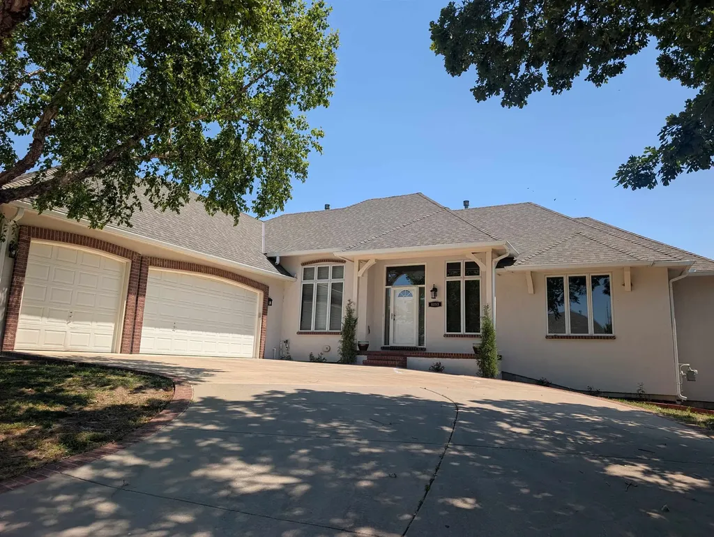 8253 E Oxford Court Wichita KS 67226