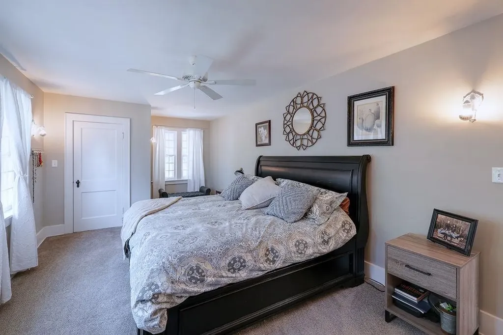 902 E 8th Avenue Winfield KS 67156