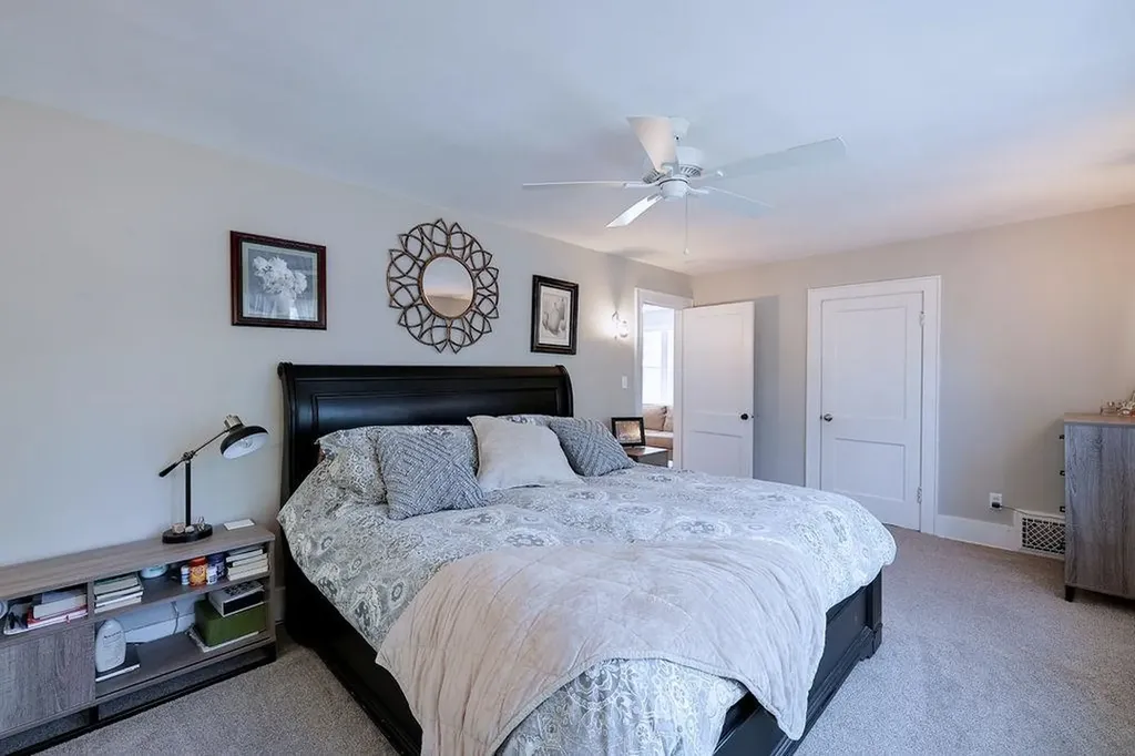 902 E 8th Avenue Winfield KS 67156