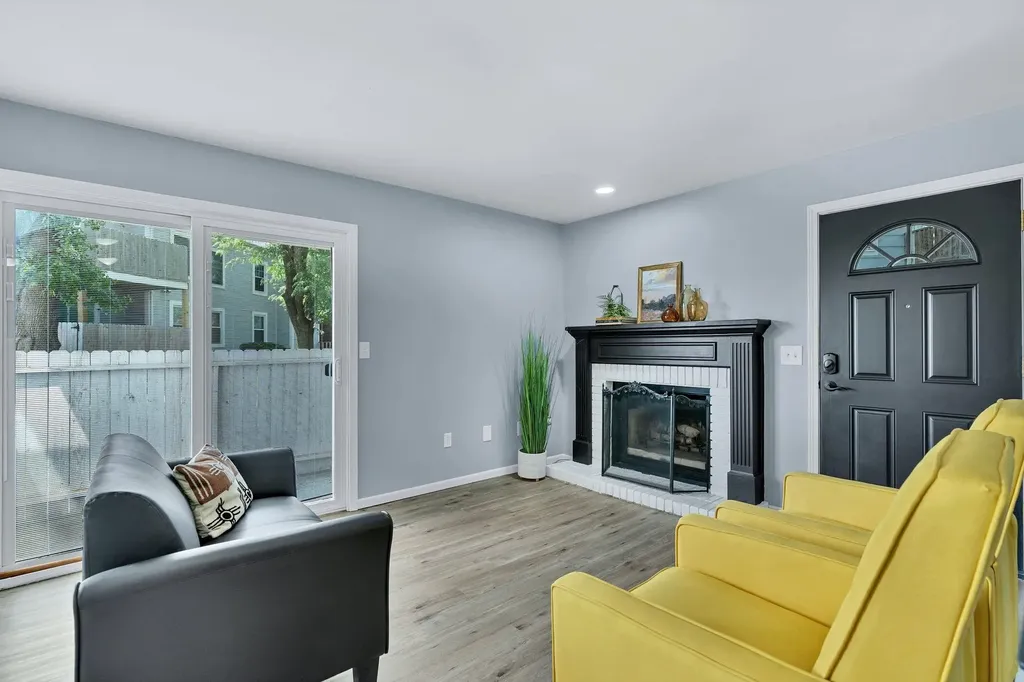 1717 S Cypress Wichita KS 67207