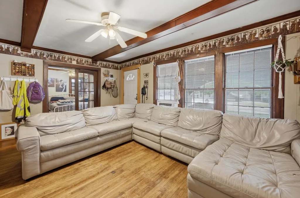 3140 W Maple Wichita KS 67203