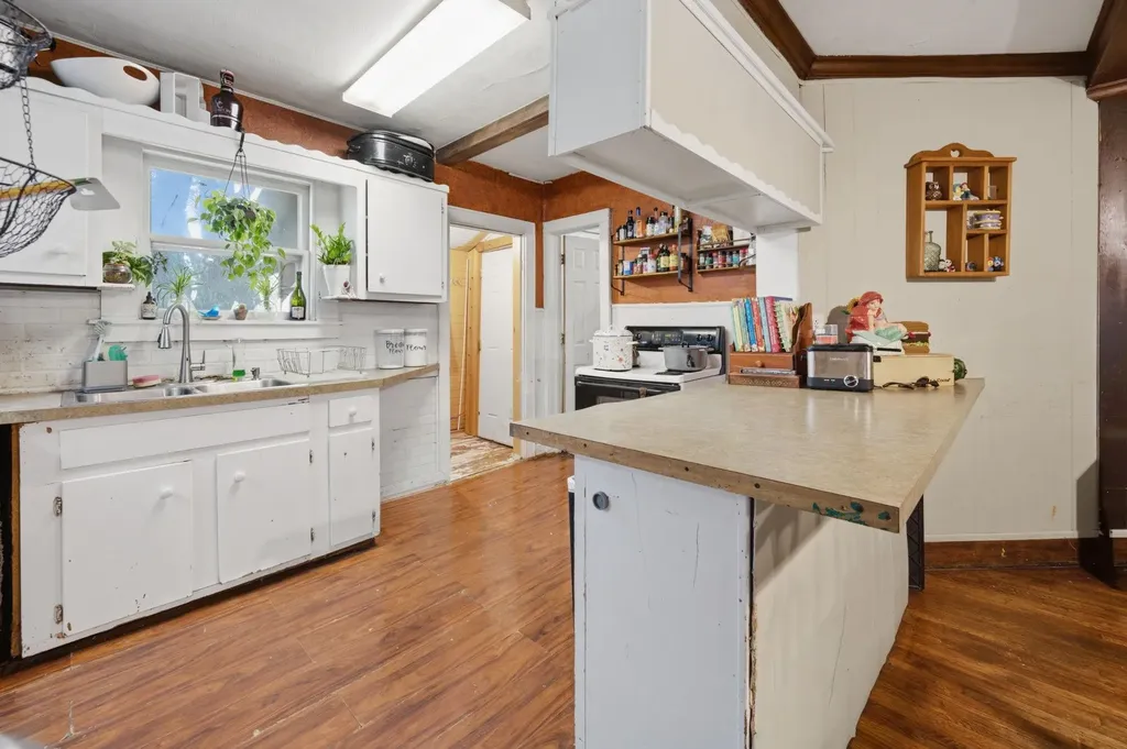 3140 W Maple Wichita KS 67203