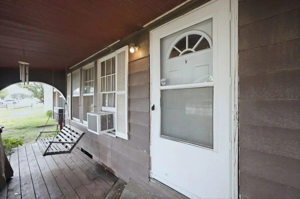 3140 W Maple Wichita KS 67203