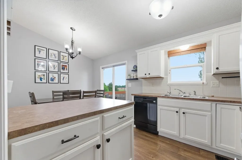 2653 E Spring Hill Court Goddard KS 67052