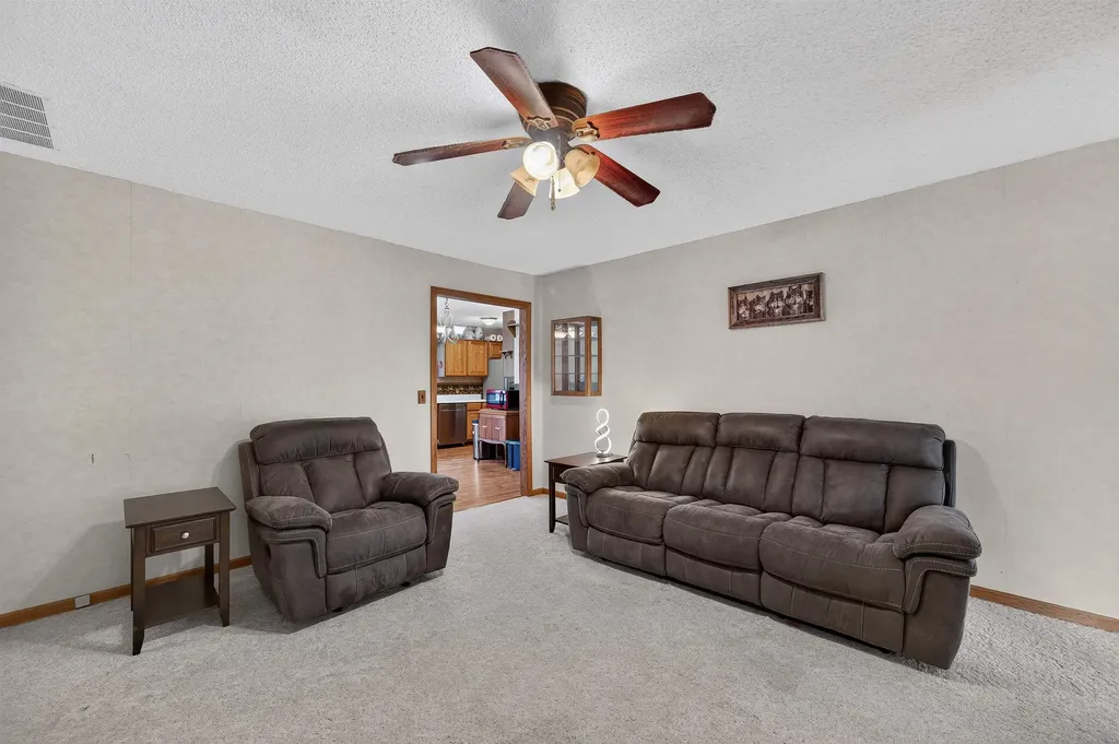 209 W Hunter Haysville KS 67060