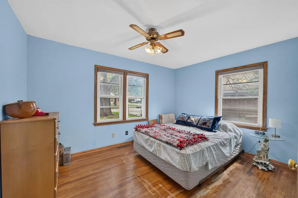 209 W Hunter Haysville KS 67060