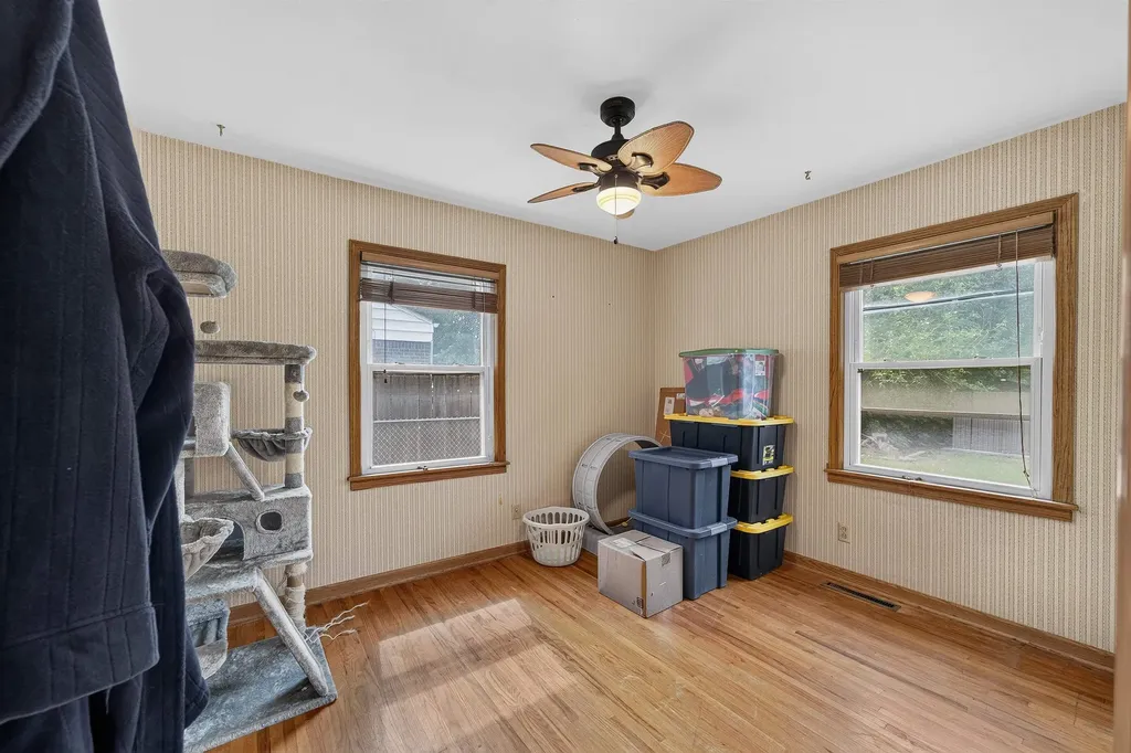 209 W Hunter Haysville KS 67060