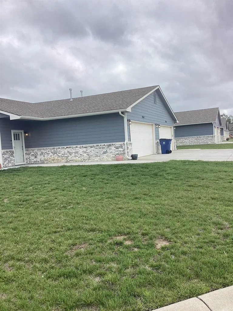 10601-10603 E Conifer Street Wichita KS 67207