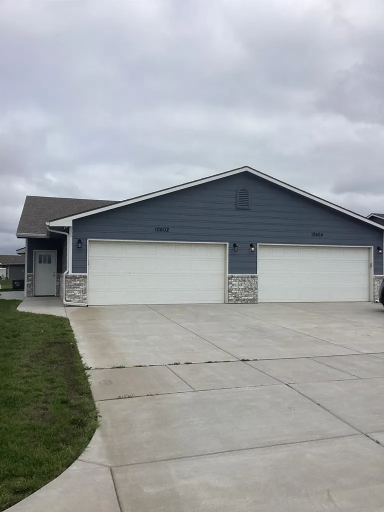 10601-10603 E Conifer Street Wichita KS 67207