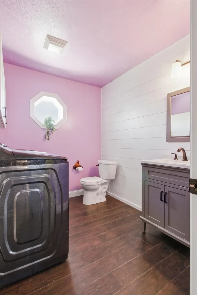 8615 Amber Ridge Viola KS 67149