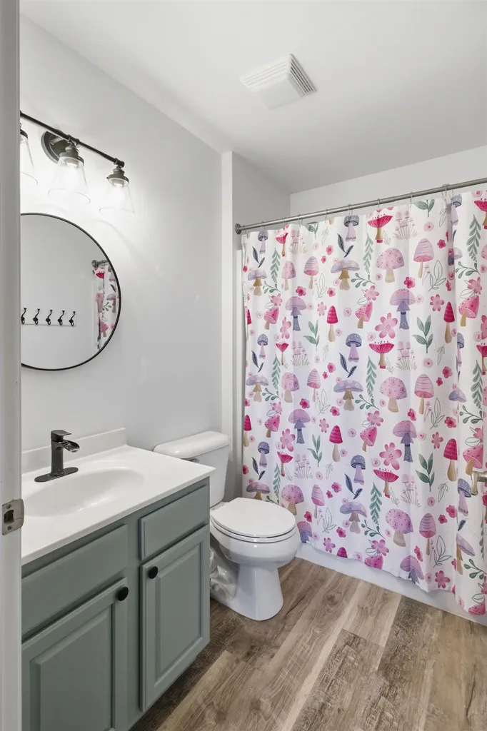 8615 Amber Ridge Viola KS 67149