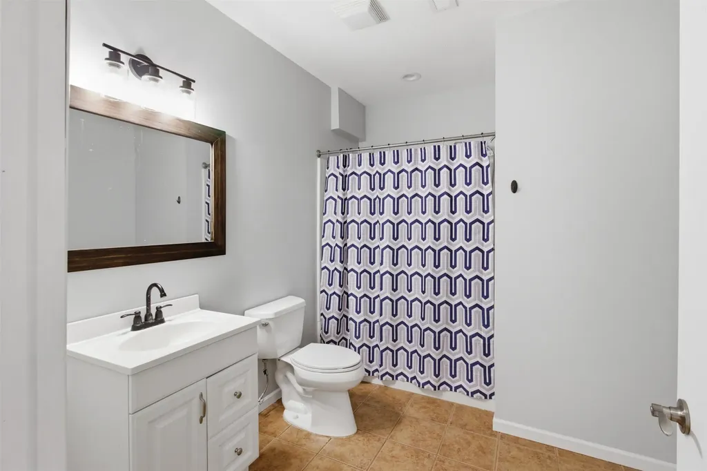 8615 Amber Ridge Viola KS 67149